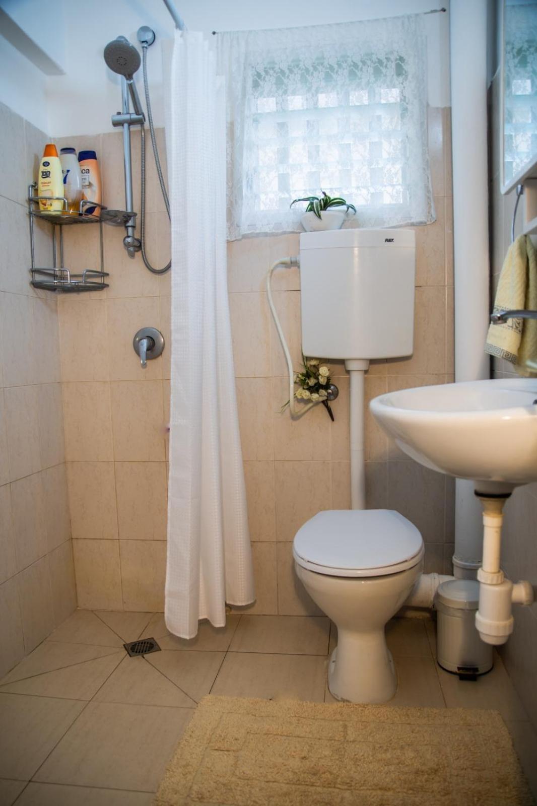 אצלנו - בגליל העליון Apartment Qiryat Shemona Exterior foto