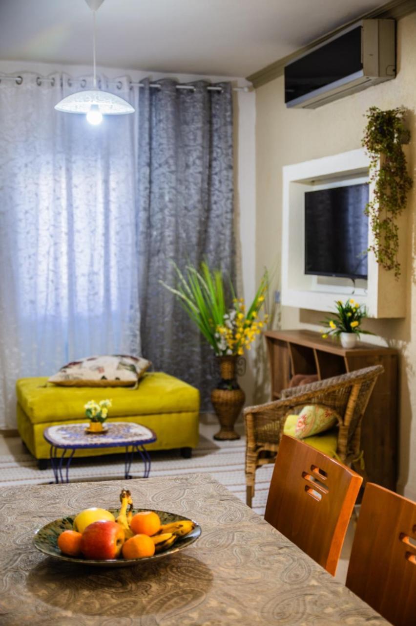 אצלנו - בגליל העליון Apartment Qiryat Shemona Exterior foto